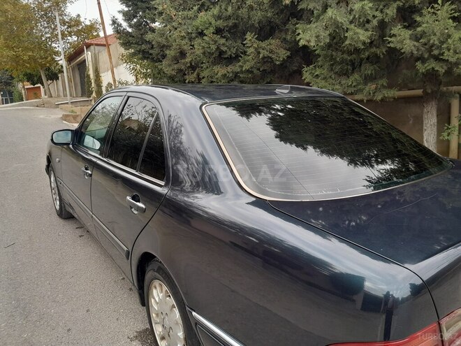 Mercedes E 220 1997, 222,220 km - 2.2 l - Bakı