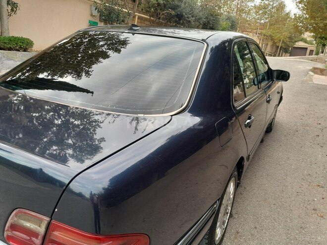 Mercedes E 220 1997, 222,220 km - 2.2 l - Bakı