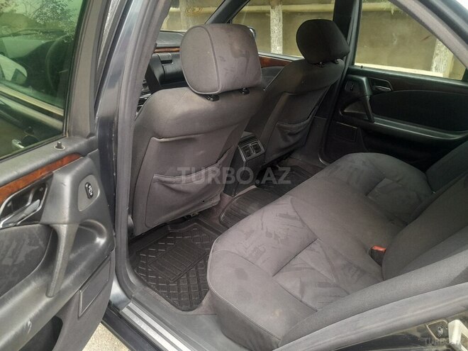 Mercedes E 220 1997, 222,220 km - 2.2 l - Bakı