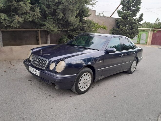 Mercedes E 220 1997, 222,220 km - 2.2 l - Bakı