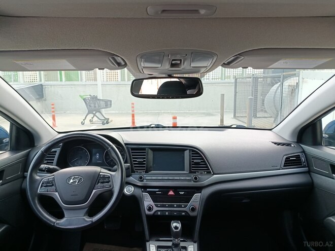 Hyundai Elantra 2016, 204,387 km - 2.0 l - Bakı