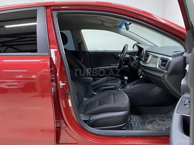 Kia Rio 2019, 73,000 km - 1.6 л - Bakı