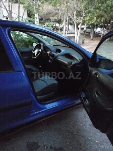 Peugeot 206 2005, 250,000 km - 1.4 l - Bakı