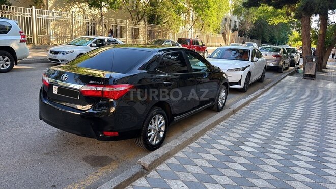 Toyota Corolla 2014, 190,000 km - 1.6 l - Bakı