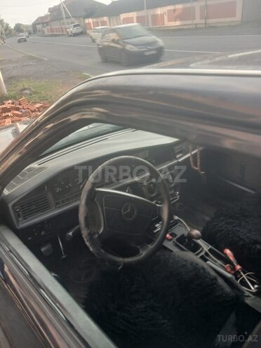 Mercedes 190 1990, 385,214 km - 1.8 l - Zaqatala