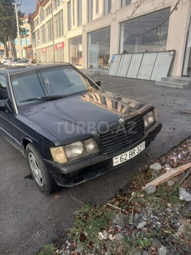 Mercedes 190 1990, 385,214 km - 1.8 l - Zaqatala