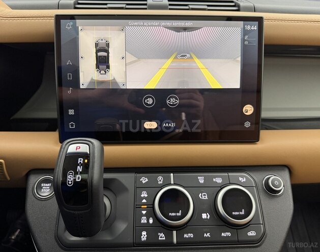 Land Rover Defender 2023, 10,600 km - 3.0 l - Bakı