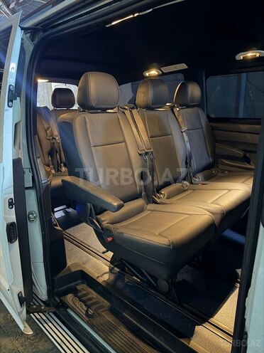 Mercedes  2008, 250,000 km - 2.1 l - Salyan