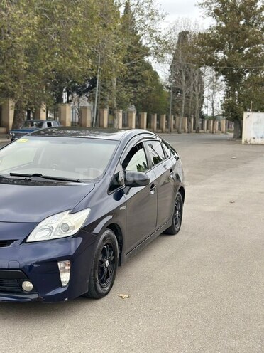 Toyota Prius 2013, 430,000 km - 1.8 l - Gəncə