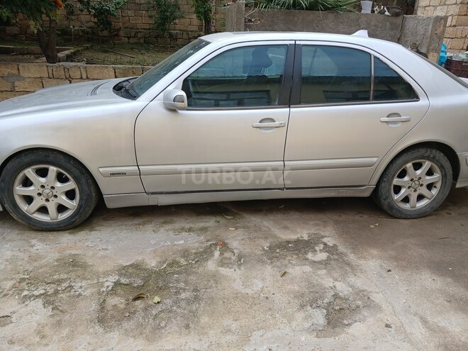 Mercedes E 220 1999, 927,816 km - 2.2 l - Bakı