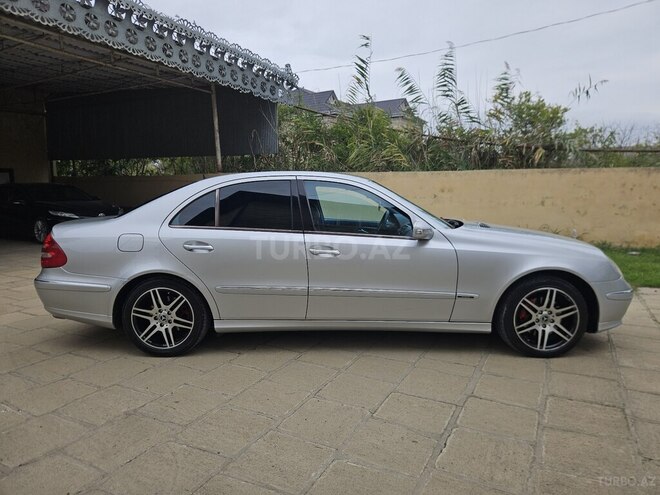 Mercedes E 240 2004, 303,322 km - 2.6 l - Salyan