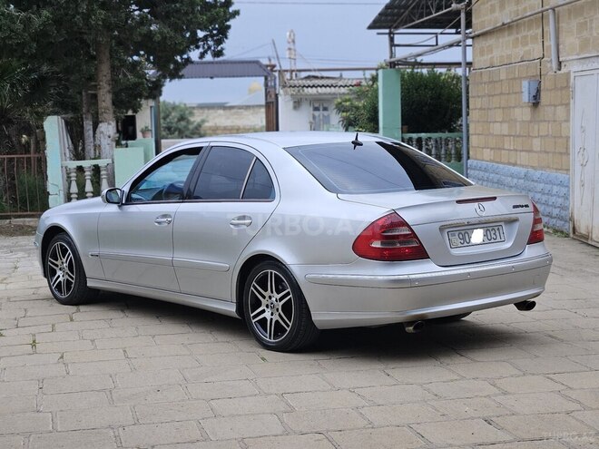 Mercedes E 240 2004, 303,322 km - 2.6 l - Salyan