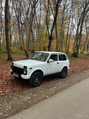 LADA (VAZ) Niva 2015, 143,000 km - 1.7 л - Qusar