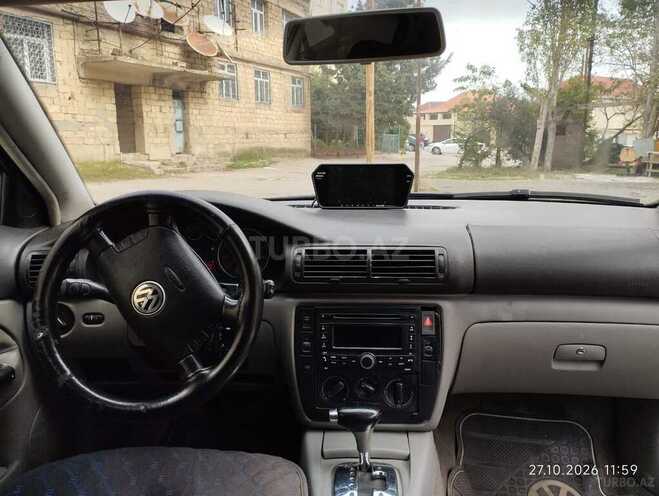 Volkswagen Passat 2001, 321,545 km - 1.8 l - Bakı