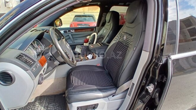Volkswagen Touareg 2004, 240,590 km - 3.2 л - Bakı