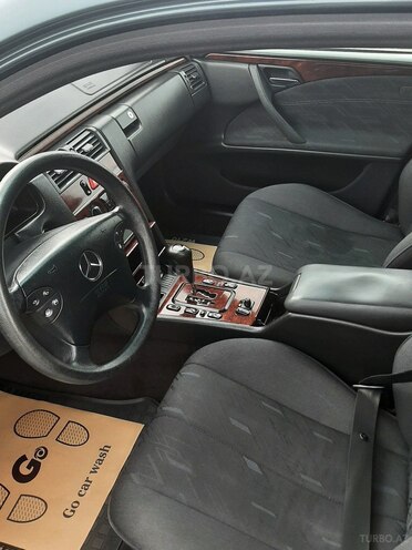 Mercedes E 220 1999, 290,000 km - 2.2 l - Bakı