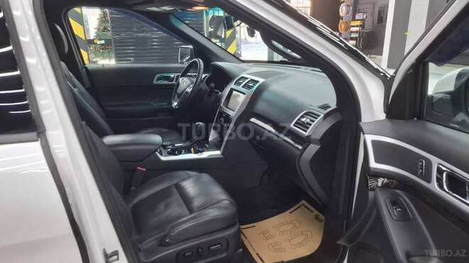Ford Explorer 2013, 258,000 km - 3.5 л - Bakı
