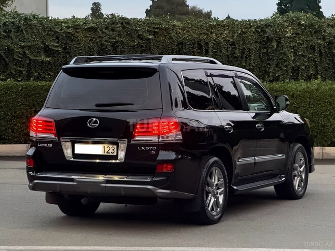Lexus LX 570 2014, 81,000 km - 5.7 l - Gəncə