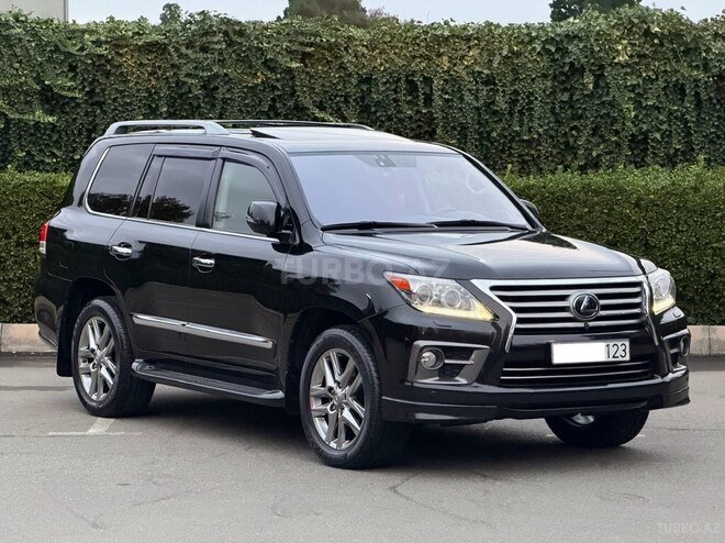 Lexus LX 570 2014, 81,000 km - 5.7 l - Gəncə