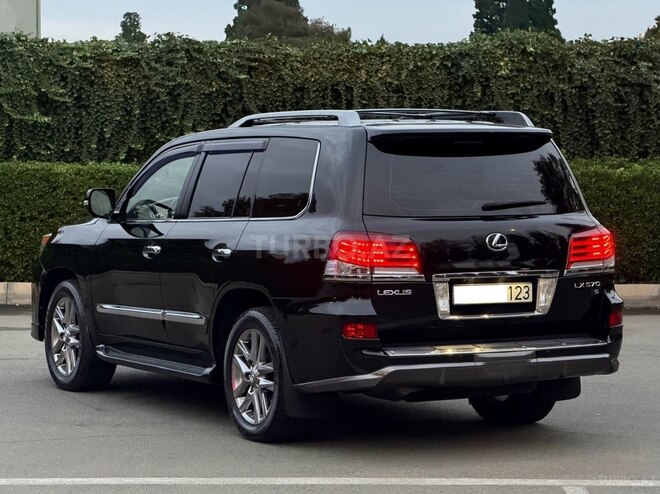 Lexus LX 570 2014, 81,000 km - 5.7 l - Gəncə