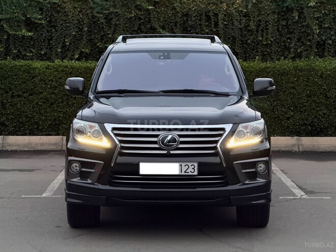 Lexus LX 570 2014, 81,000 km - 5.7 l - Gəncə