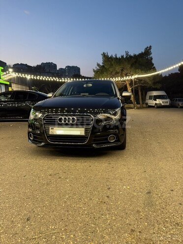 Audi A1 2014, 95,000 km - 1.4 л - Bakı