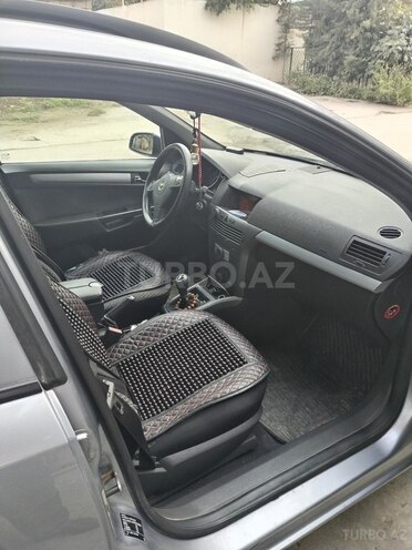 Opel Astra 2005, 245,000 km - 1.4 л - Bakı