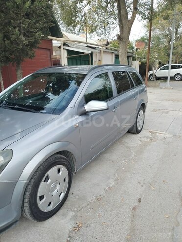 Opel Astra 2005, 245,000 km - 1.4 л - Bakı