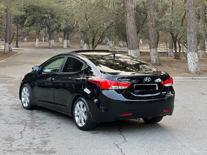 Hyundai Elantra 2012, 287,452 km - 1.8 l - Sumqayıt