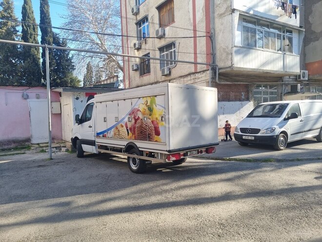 Mercedes Sprinter 315 2010, 294,000 km - 2.2 l - Yevlax