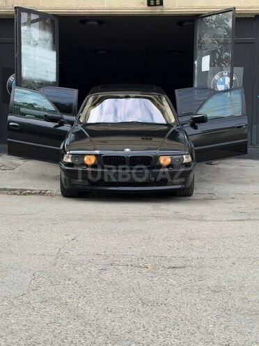 BMW 735 2000, 282,000 km - 3.5 л - Bakı