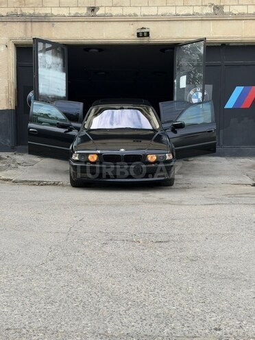 BMW 735 2000, 282,000 km - 3.5 л - Bakı