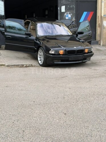 BMW 735 2000, 282,000 km - 3.5 л - Bakı