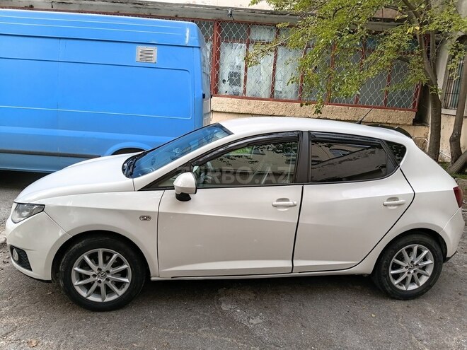 SEAT Ibiza 2011, 270,000 km - 1.6 л - Bakı
