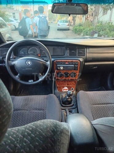 Opel Vectra 1997, 285,000 km - 1.8 l - Masallı