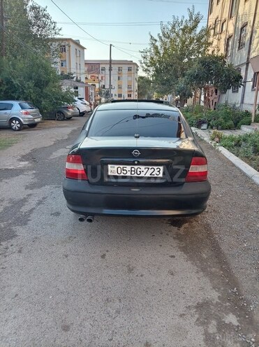 Opel Vectra 1997, 285,000 km - 1.8 l - Masallı