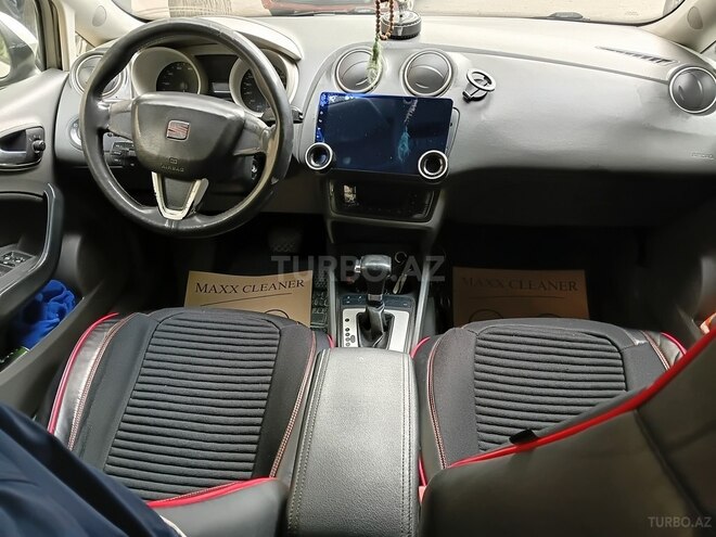 SEAT Ibiza 2011, 270,000 km - 1.6 л - Bakı