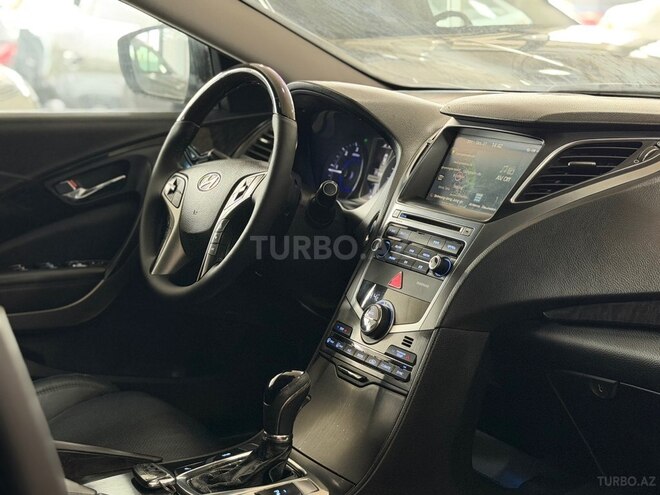 Hyundai Grandeur 2015, 260,000 km - 2.2 l - Bakı