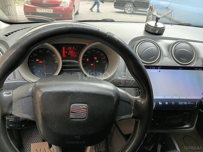 SEAT Ibiza 2011, 270,000 km - 1.6 л - Bakı