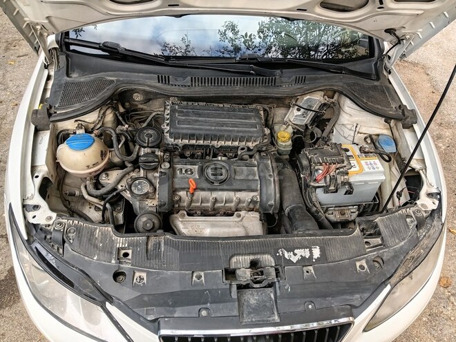 SEAT Ibiza 2011, 270,000 km - 1.6 л - Bakı