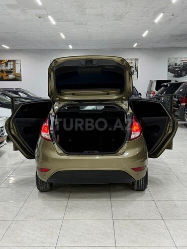 Ford Fiesta 2013, 91,000 km - 1.6 л - Sumqayıt