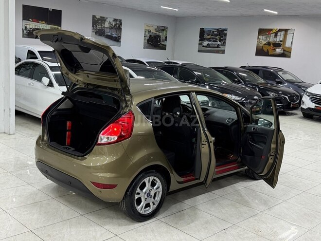 Ford Fiesta 2013, 91,000 km - 1.6 л - Sumqayıt