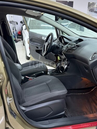 Ford Fiesta 2013, 91,000 km - 1.6 л - Sumqayıt