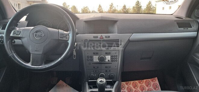 Opel Astra 2006, 292,000 km - 1.3 l - Göyçay