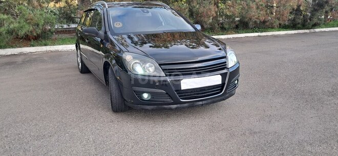 Opel Astra 2006, 292,000 km - 1.3 l - Göyçay