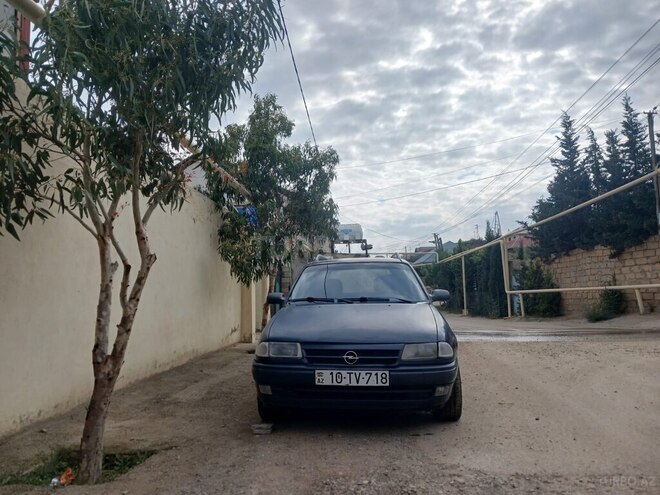 Opel Astra 1996, 308,000 km - 1.6 l - Bakı