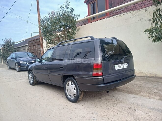 Opel Astra 1996, 308,000 km - 1.6 l - Bakı