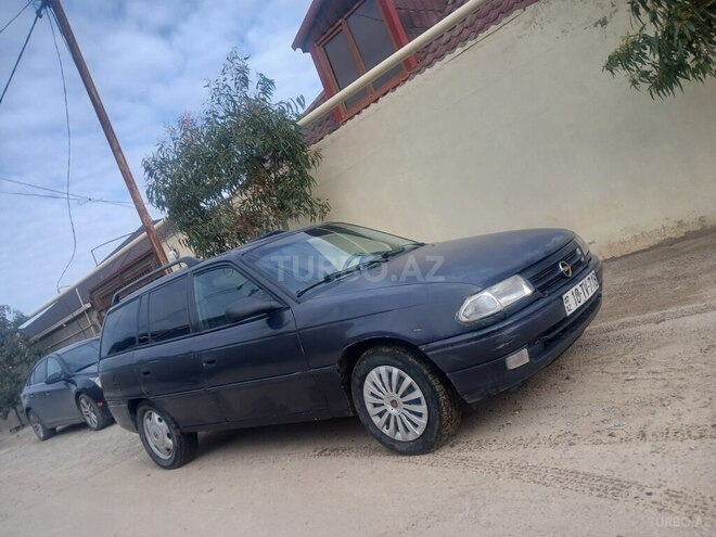 Opel Astra 1996, 308,000 km - 1.6 l - Bakı