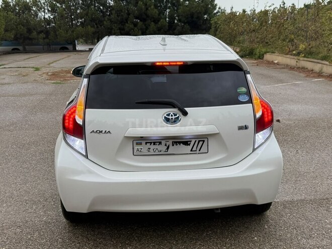 Toyota Aqua 2016, 64,000 km - 1.5 l - Bakı