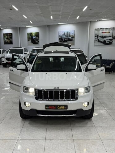 Jeep Grand Cherokee 2011, 193,000 km - 3.6 l - Sumqayıt
